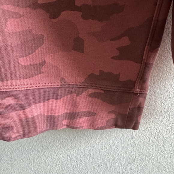 Lululemon Athletica Perfectly Oversized Crew Pink Camo Sweatshirt size 6 - Picture 5 of 11